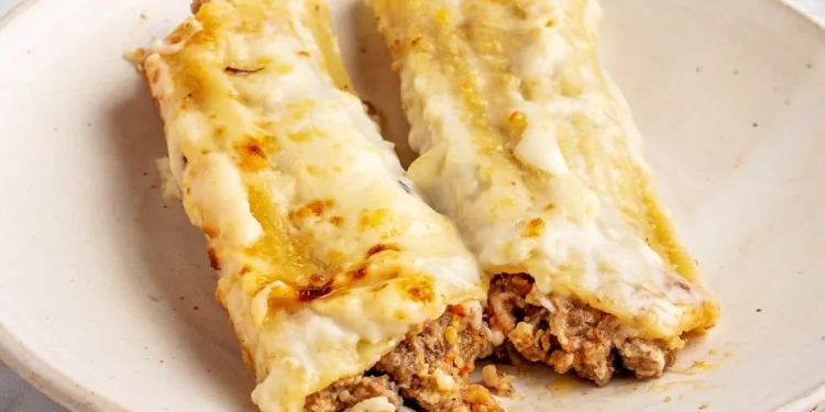 Canelones à bolonhesa simples e deliciosos