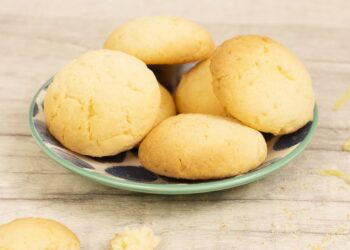 Bolinhos secos de laranja