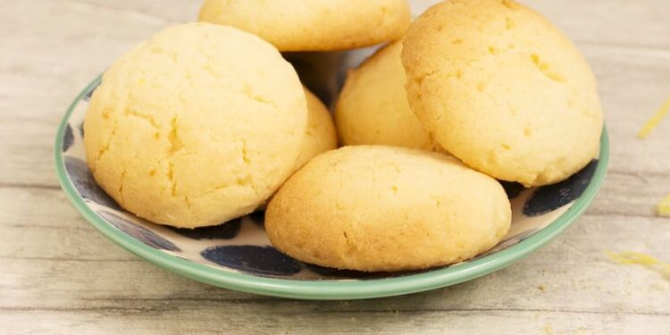 Bolinhos secos de laranja