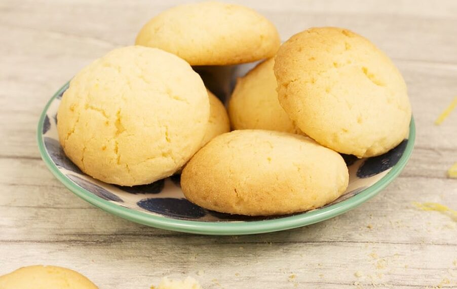 Bolinhos secos de laranja