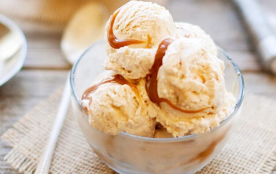 Gelado de caramelo salgado