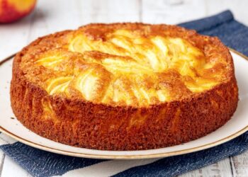 Bolo de maçã simples e prático