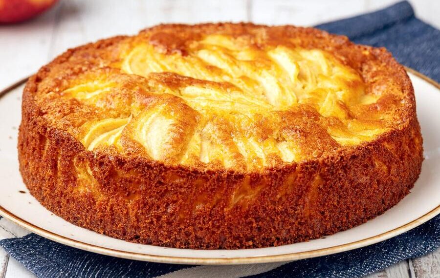 Bolo de maçã simples e prático