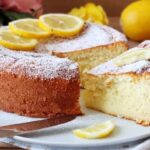 Bolo de requeijão e iogurte