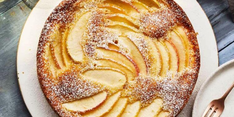 Bolo de maçã à moda antiga