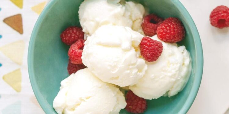 Gelado de iogurte natural