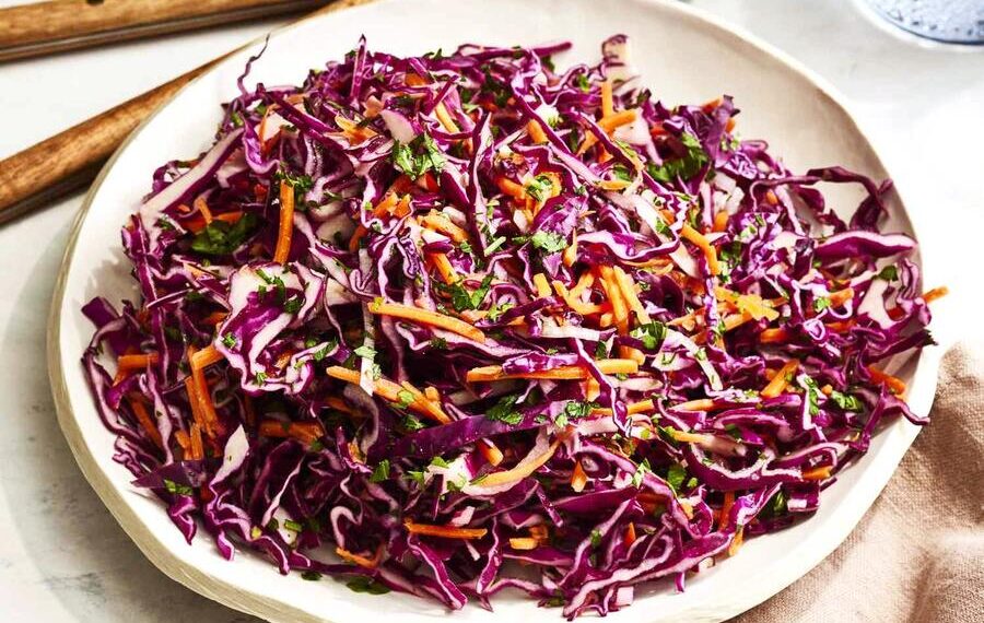 Salada de couve roxa