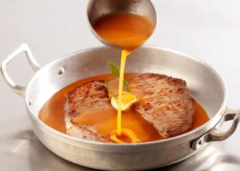 Bifanas em molho de tomate à moda antiga