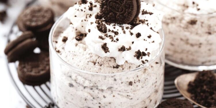 Mousse de oreo simples e rápida