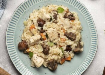 Arroz de frango com cogumelos