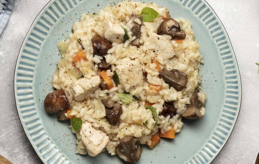 Arroz de frango com cogumelos