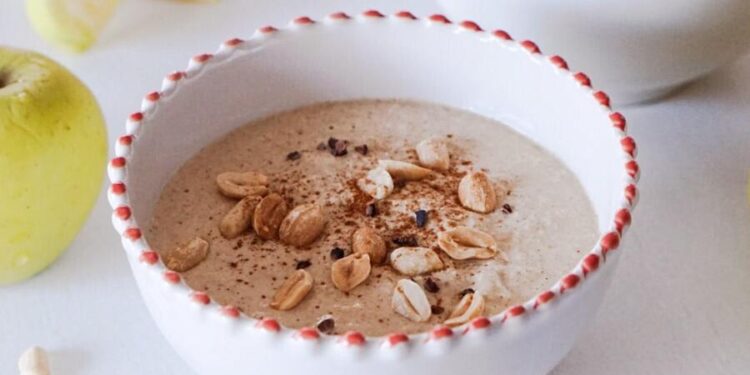 Papas de aveia com maçã