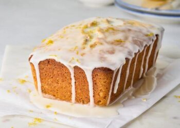 Bolo de limão com glace