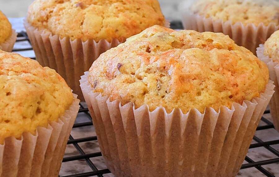 Muffins de cenoura e nozes
