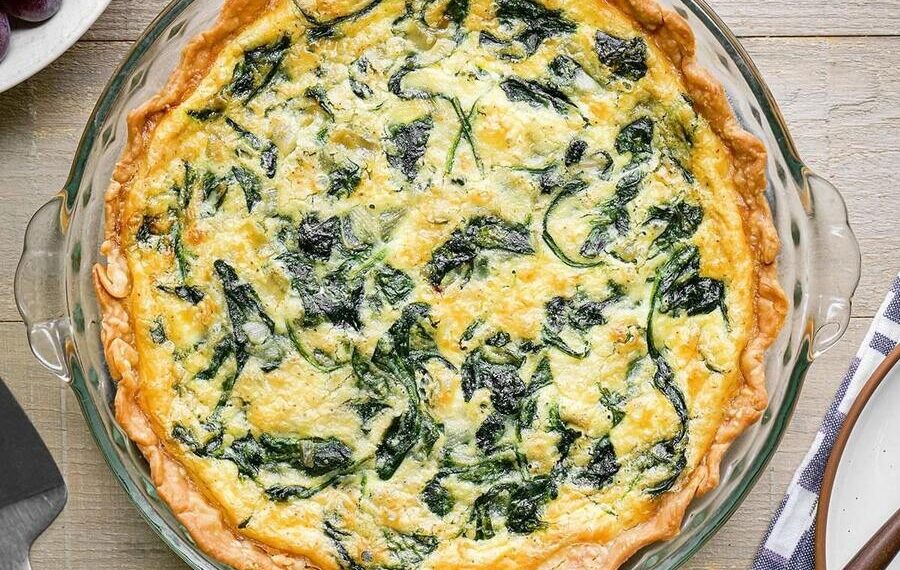 Tarte de queijo e espinafres