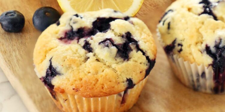 Muffins de limão e mirtilos