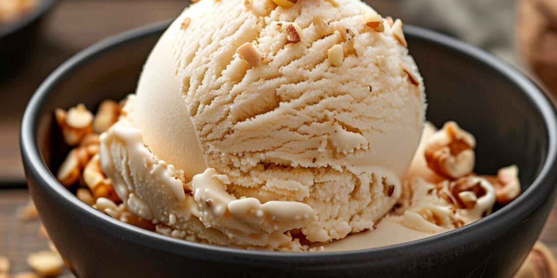 Gelado de nozes cremoso com iogurte