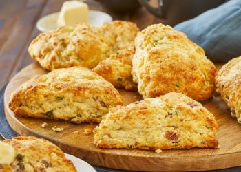 Scones de queijo