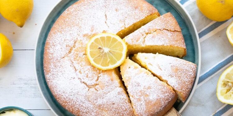 Bolo de limão e mel