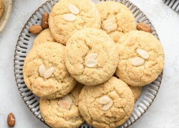 Biscoitos de amêndoa