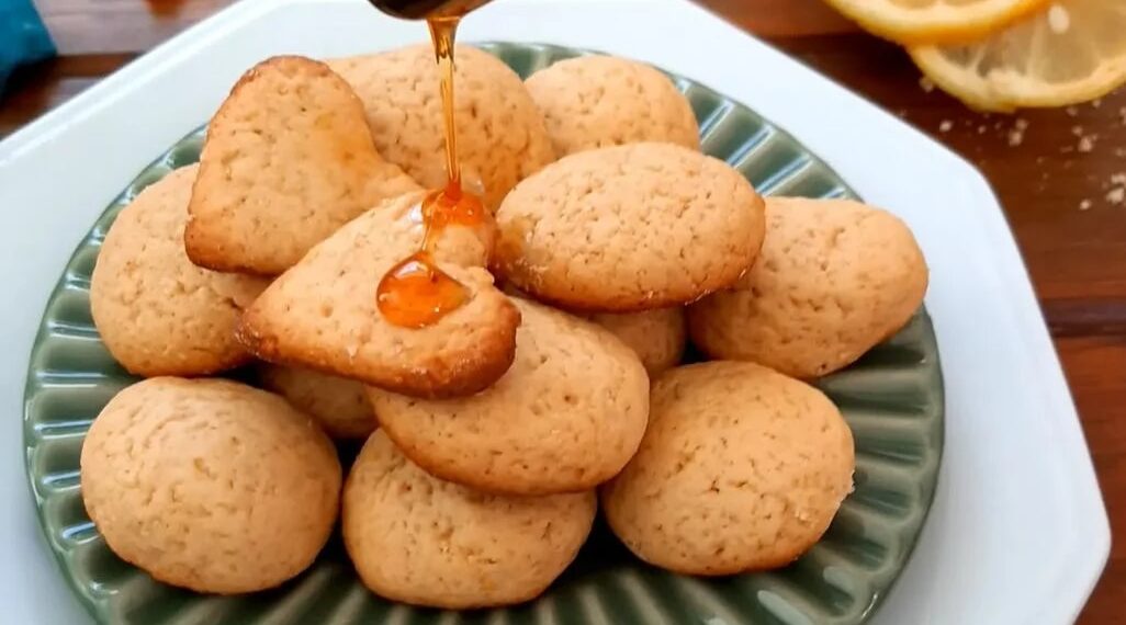 Biscoitos de mel e limão