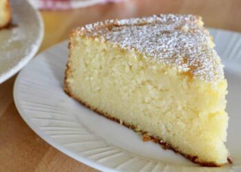 Bolo de requeijão alentejano com limão