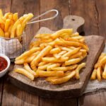 Batatas fritas na airfryer