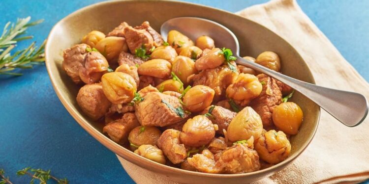 Carne de porco com castanhas à portuguesa