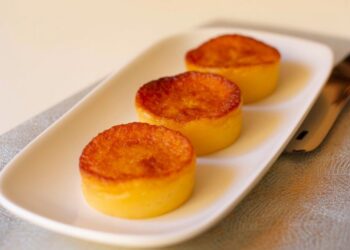 Queijadinhas de laranja e coco