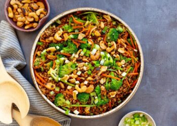 Salada de castanhas e frutos secos