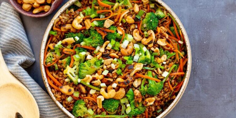 Salada de castanhas e frutos secos