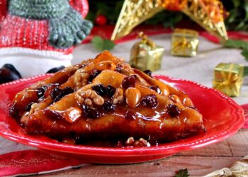 Calda para o Natal com Vinho do Porto, mel e canela