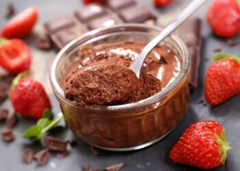 Mousse de chocolate à moda antiga