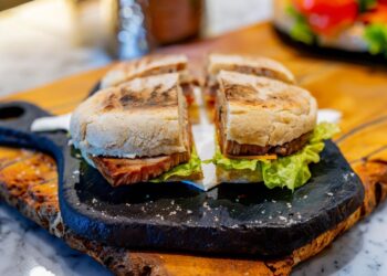 Prego de atum à moda antiga