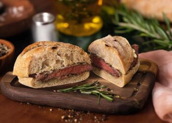 Prego do lombo no pão