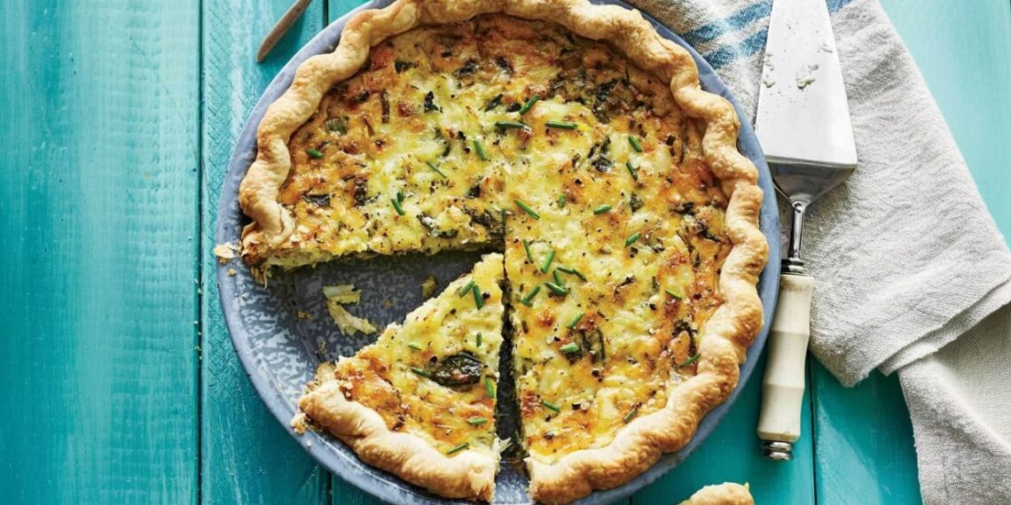 Quiche de camarão e alho francês
