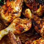 Frango assado no forno à moda da avó