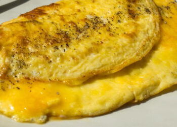 Omelete de queijo à portuguesa