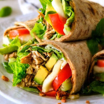 Wrap de frango com abacate