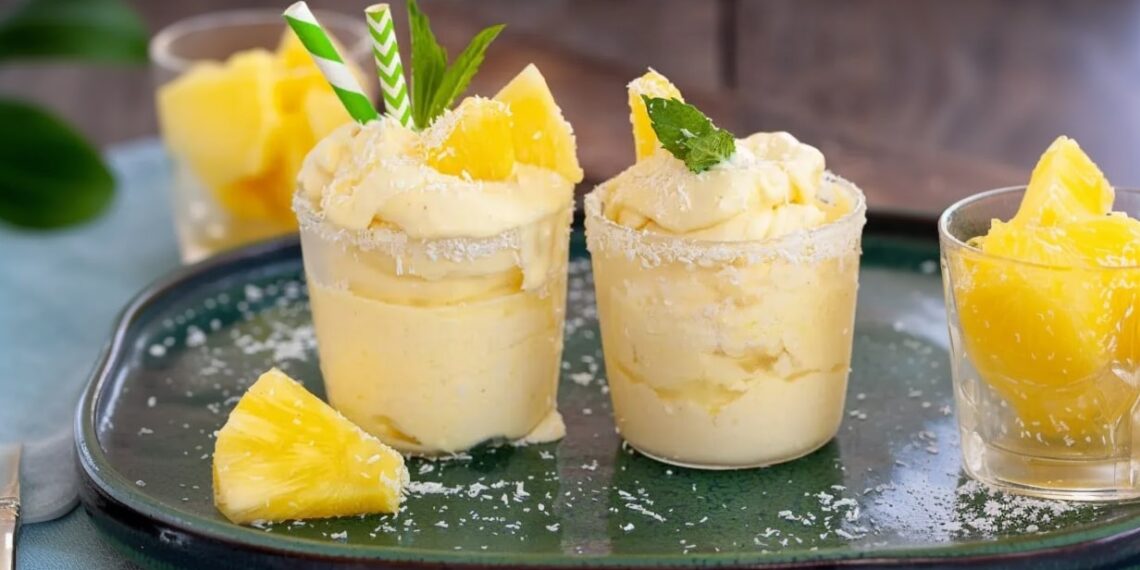 Mousse de ananás com iogurte
