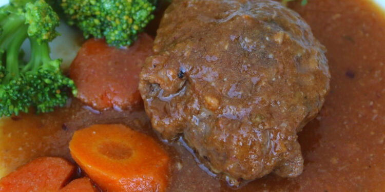 Bochechas estufadas à alentejana