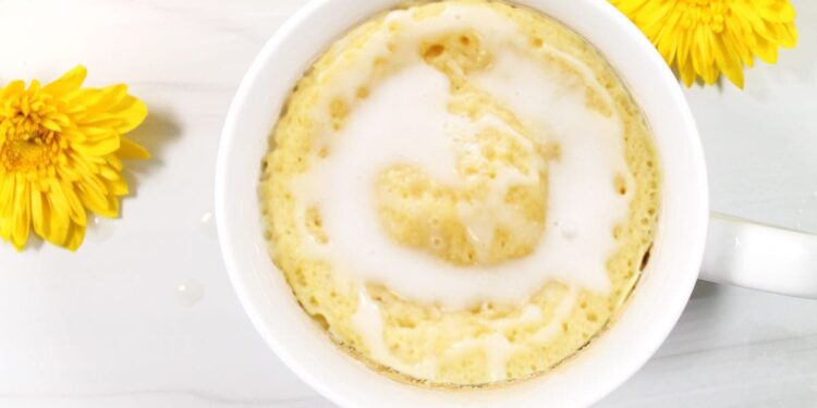 Bolo de limão no microondas