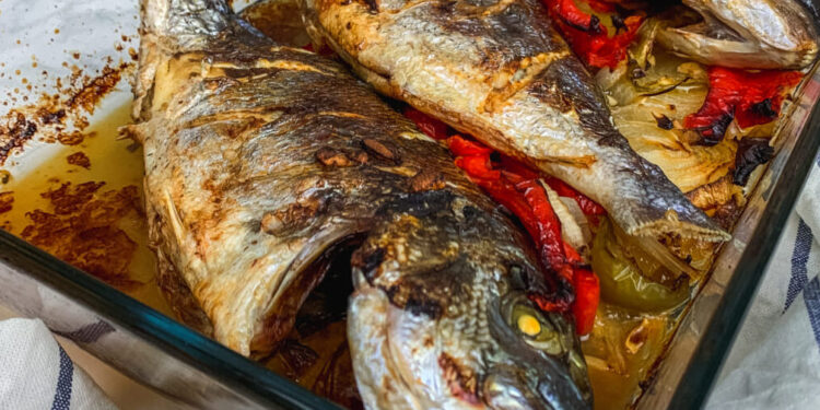 Dourada recheada no forno