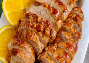 Lombinho de porco assado com laranja