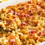 Massa gratinada com bacon e queijo