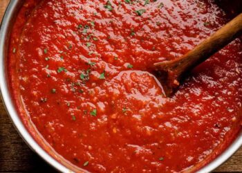 Molho de tomate caseiro