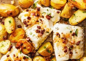 Bacalhau assado no forno com batatas