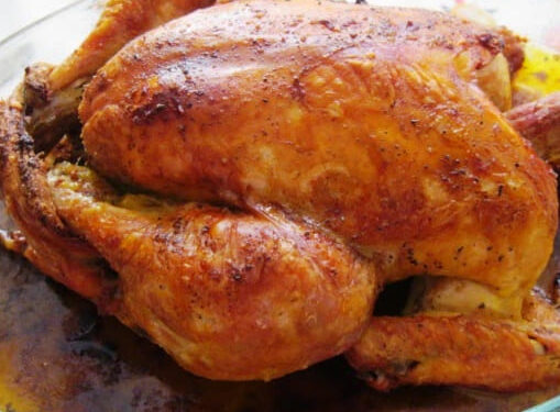 Capão recheado assado no forno