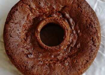 Bolo podre húmido e fofinho