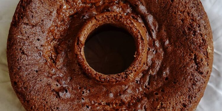 Bolo podre húmido e fofinho